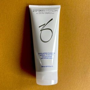 Zo skin health exfoliating cleanser 200 ML